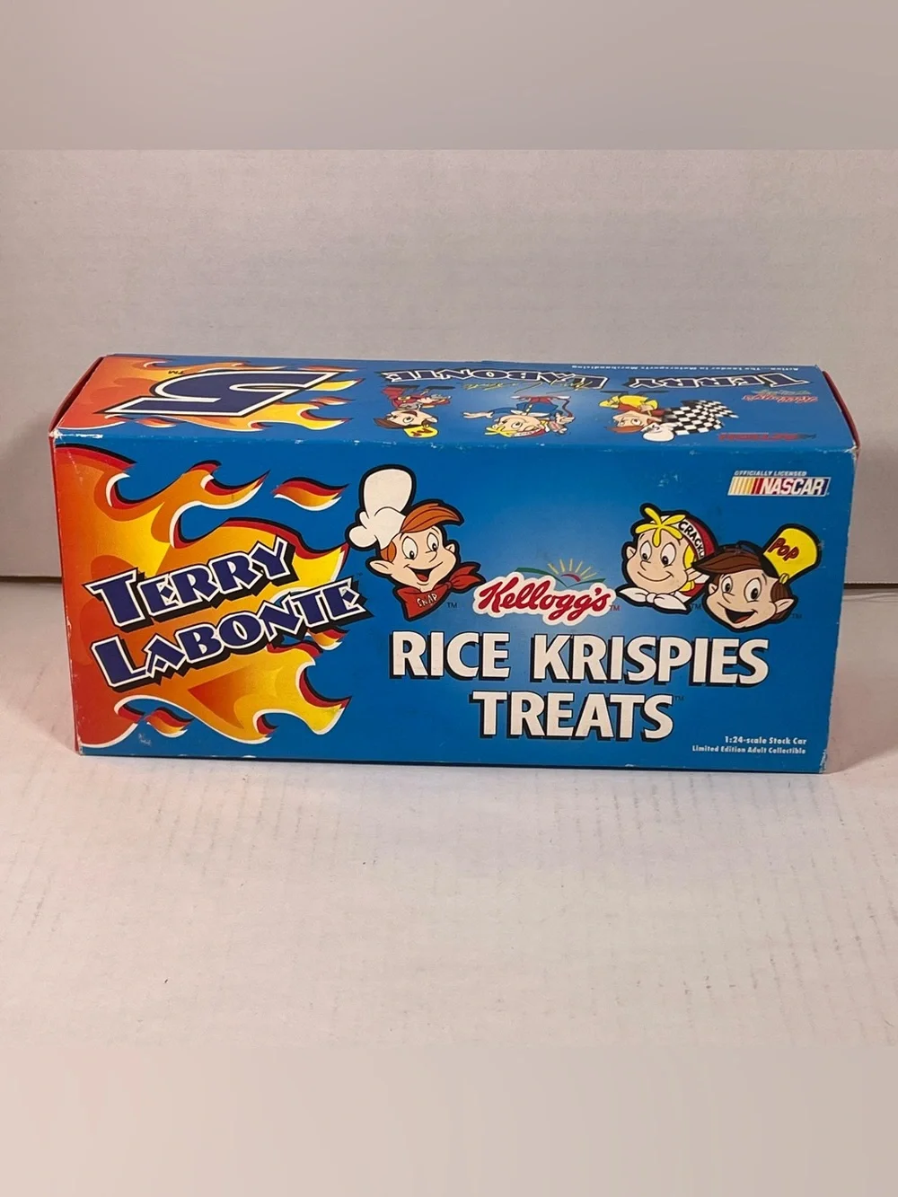 NASCAR Rice Krispies Treats Die Cast Car/Bank - Terry Labonte